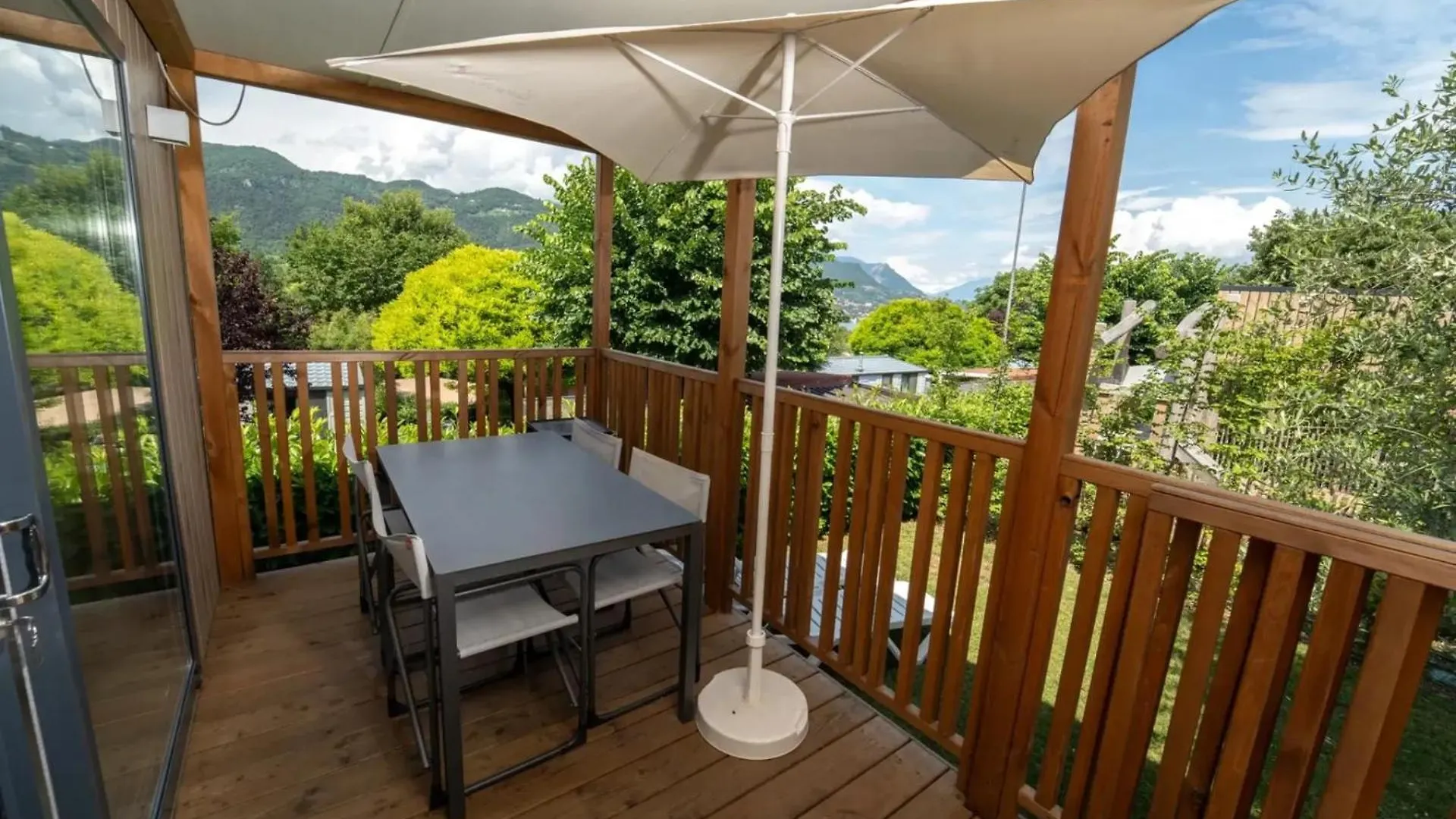 Camping Lago Idro Glamping Boutique Anfo
